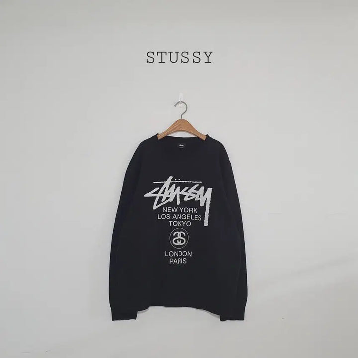 [BUNJANG] Stussy World Tour Black Sweatshirt / No.26022202 스투시 월드투어 블랙 맨투맨 티셔츠
