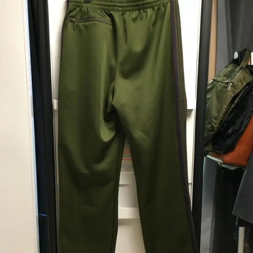 [BUNJANG] Needles Straight Track Pants Olive S / 니들스 스트레이트 트랙팬츠 올리브 s
