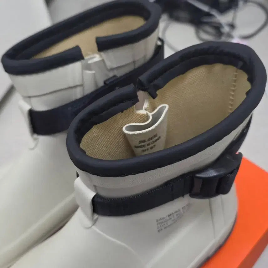 [BUNJANG] Moonstar Marke Modie White Sneakers / 문스타 / 마르케모디 화이트 / 280