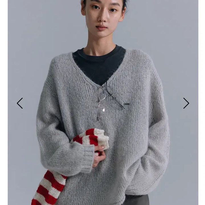 [BUNJANG] HAAG Deep V-Neck Knit Top / haag a deep V knit grey 헤이그 딥 브이넥 니트