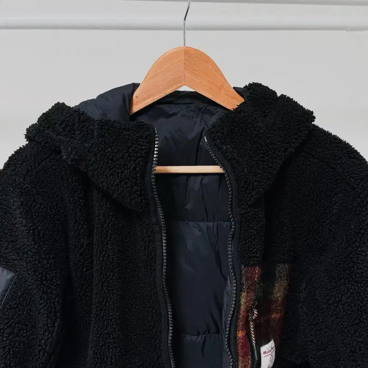 [BUNJANG] K2 Bichon Tweed Reversible Down Jacket / K2 비숑 트위드 리버시블 다운 블랙(수지 패딩) 판매