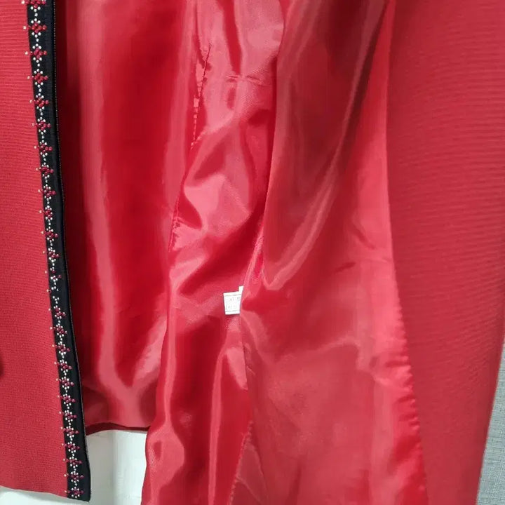 [BUNJANG] Korum Red Beaded Jacket / Korum Brand 빨간색 여성비즈 자켓 77