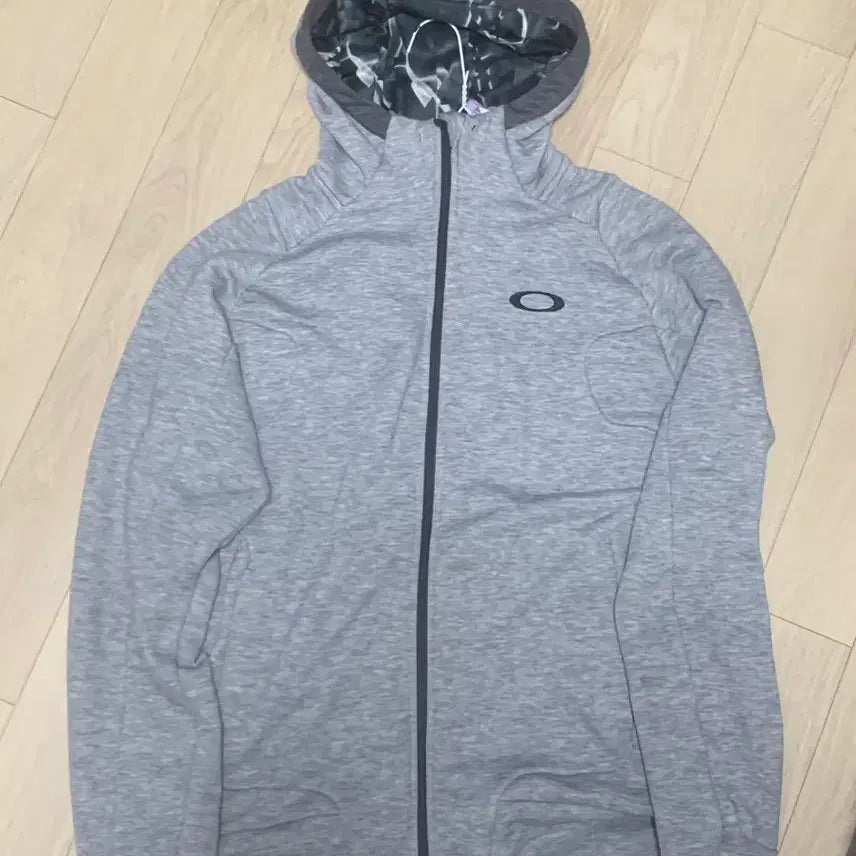 [BUNJANG] Oakley Hoodie / 오클리 후드집업