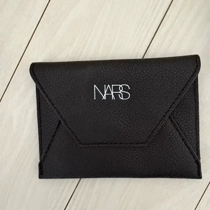 [BUNJANG] NARS Foundation and Blush Bundle Set / 나스 파운데이션 치크 화장품 일괄판매