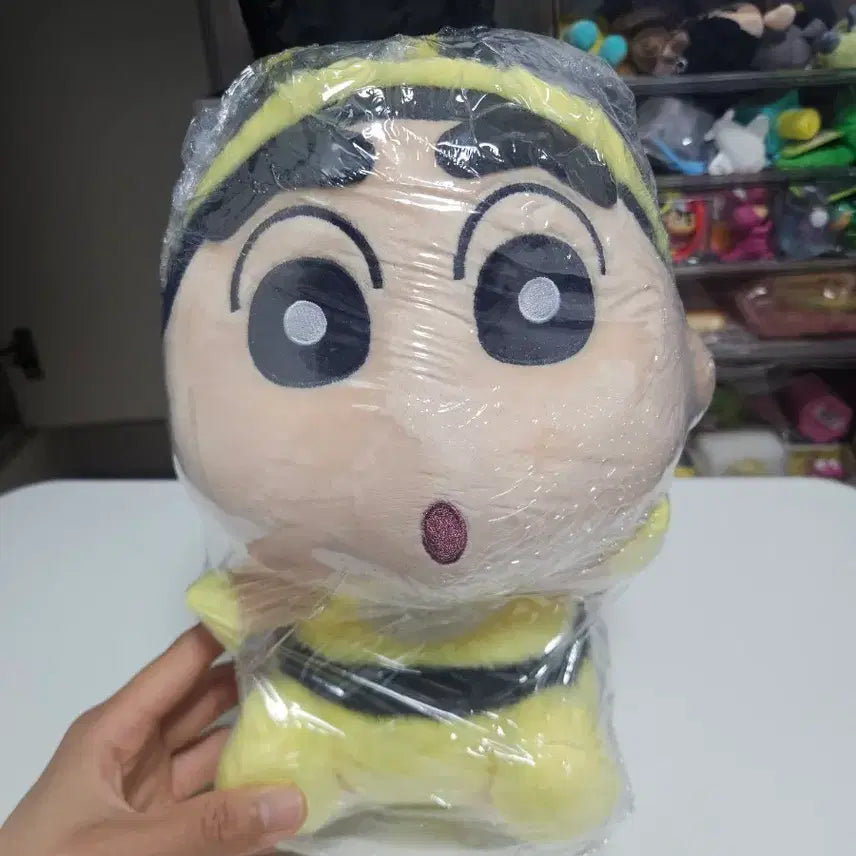 [BUNJANG] Crayon Shin-chan Honey Bee Plush Toy (28-30cm) / 짱구 꿀벌인형