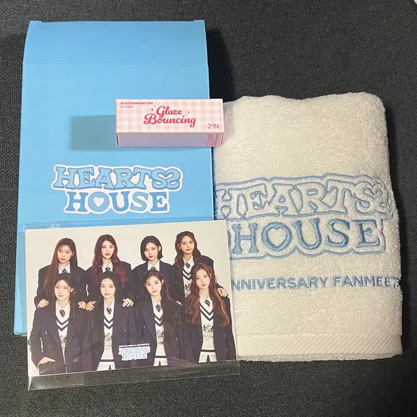 [BUNJANG] Heart to Heart Fanmeeting Gift / 하츠투하츠 팬미팅 입장 선물