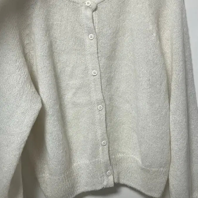 [BUNJANG] Baby Lab Mohair Cardigan (White) / 베이비랩 모헤어 가디건 (화이트)
