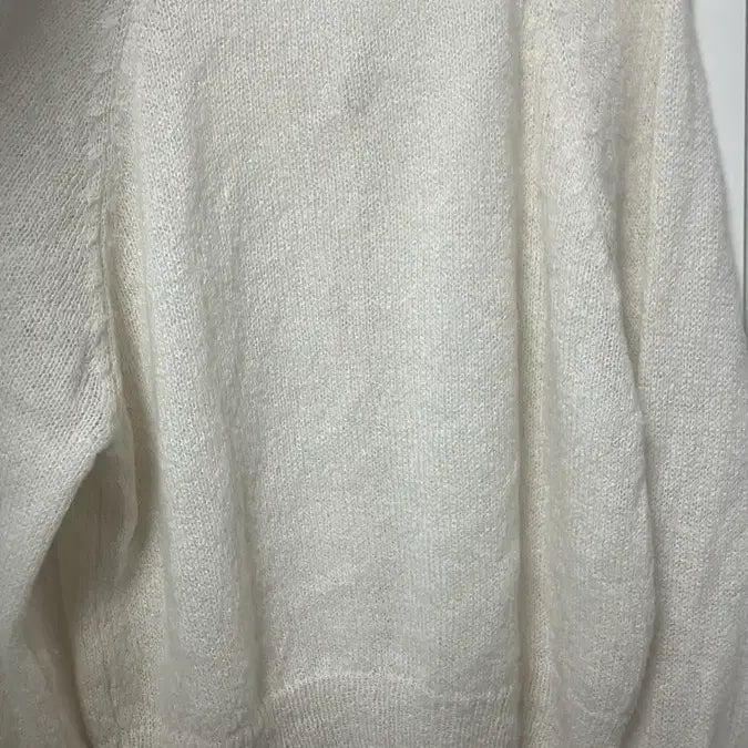 [BUNJANG] Baby Lab Mohair Cardigan (White) / 베이비랩 모헤어 가디건 (화이트)