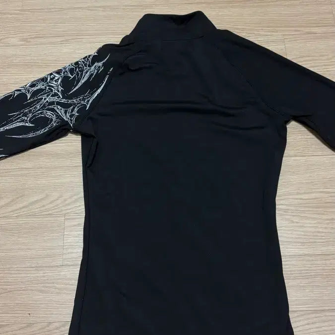 [BUNJANG] Breathedivinity Long Sleeves Compression Shirt / BREATHEDIVINITY LONG SLEEVES COMPRESSION