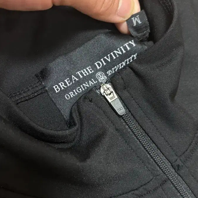 [BUNJANG] Breathedivinity Long Sleeves Compression Shirt / BREATHEDIVINITY LONG SLEEVES COMPRESSION