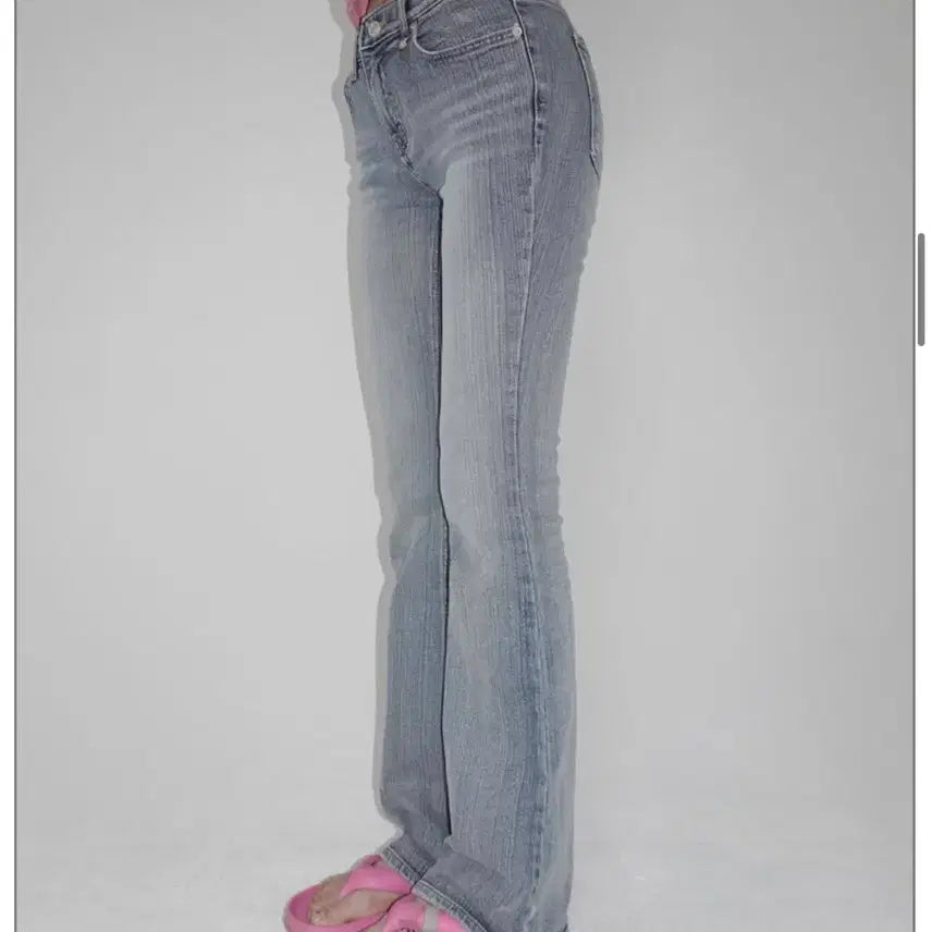 [SOLD OUT] 페일제이드 Handbrush Low-Rise Bootcut Jean