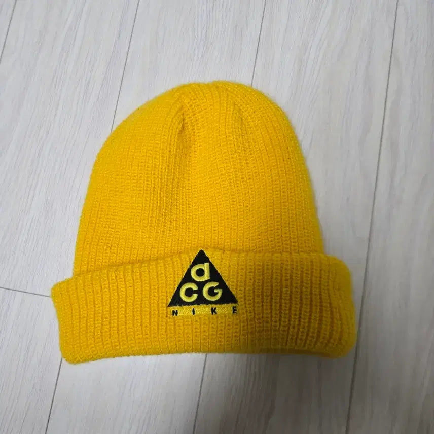 [BUNJANG] Nike ACG Yellow Beanie / 나이키 ACG 옐로우 비니