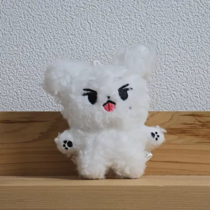 [BUNJANG] SEVENTEEN Mingyu White Puppy Doll / 세븐틴 민규 인형 흰푸밍