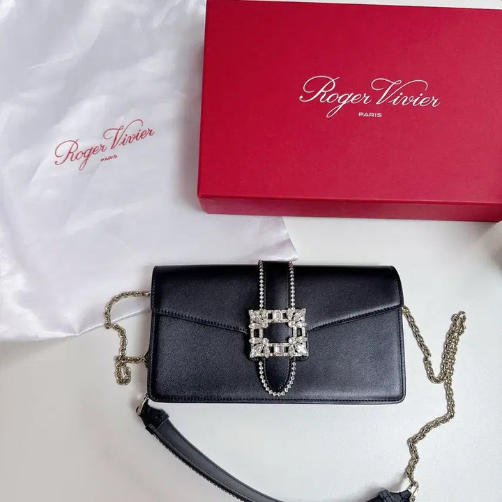 [BUNJANG] Roger Vivier Black Bag / 동영상 있음) 로저비비에 블랙백