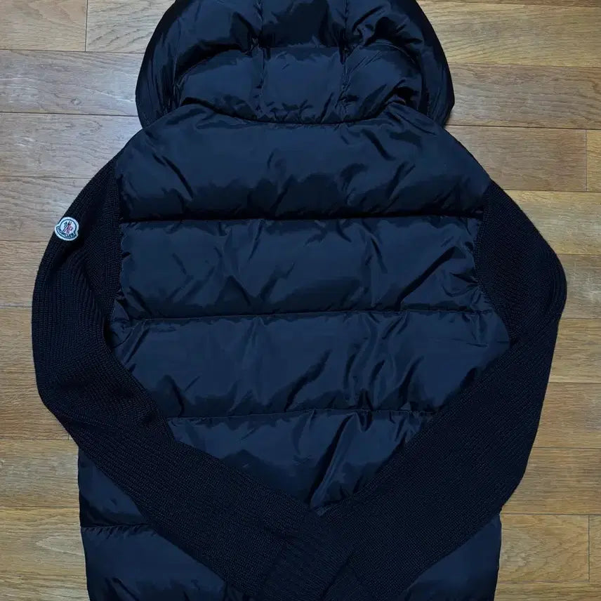 [BUNJANG] Moncler Knit Padded Knit Zip-up Jacket S / 몽클레어 니트패딩 니트집업 S