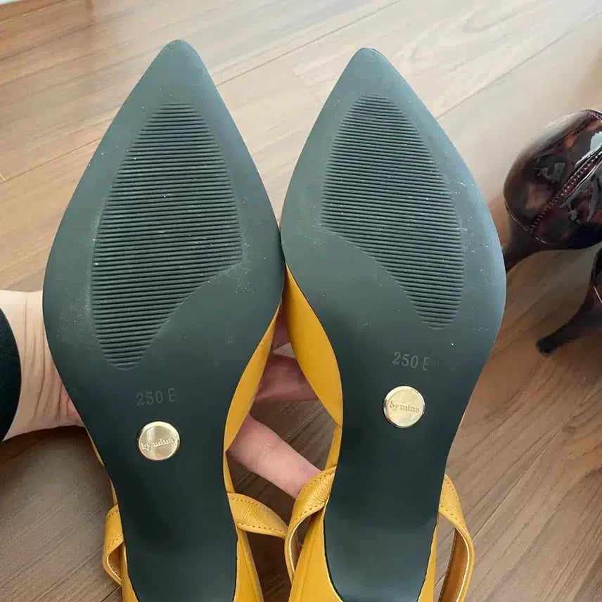 [BUNJANG] Bymina Slingback Sandals / 바이미나 bymina 펌프스 힐 샌들 슬링 245-250