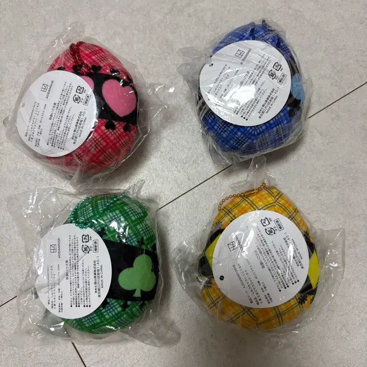 [BUNJANG] Character Chage! Guardian Character Official Plush Doll 4-Piece Set / 캐릭캐릭체인지 캐캐체 아무 수호알 정품 인형 일괄