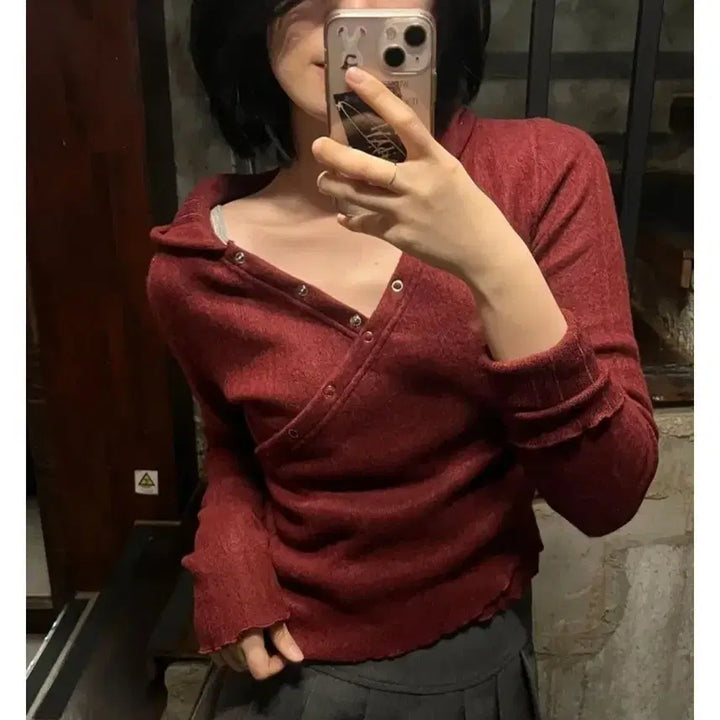[BUNJANG] Unbalanced Snap Button Wrap Crop Knit Top / 언발 스냅 버튼 랩 후드 크롭 니트 버건디 네고 가능
