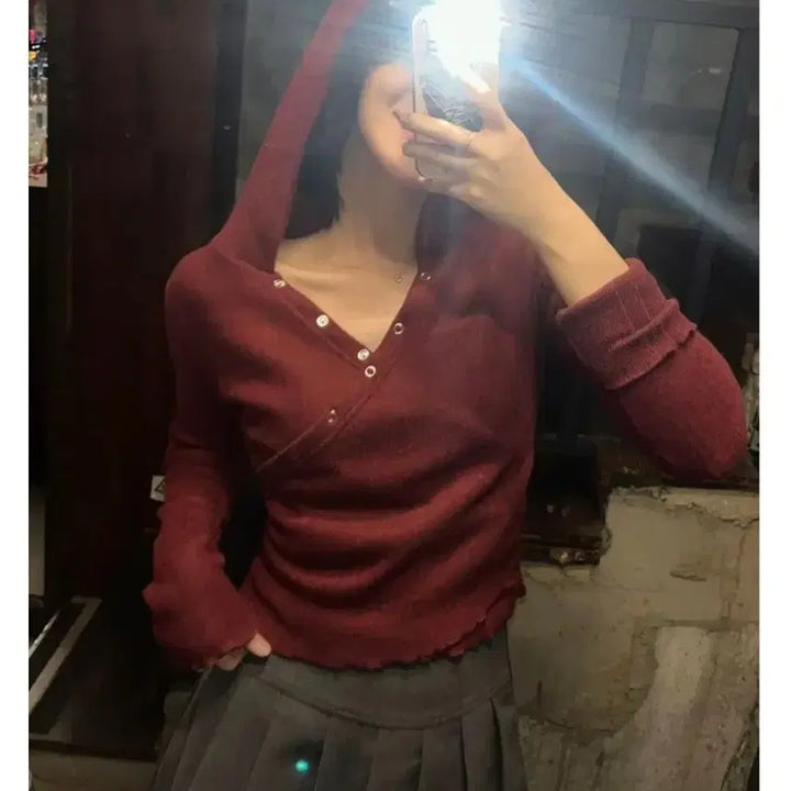 [BUNJANG] Unbalanced Snap Button Wrap Crop Knit Top / 언발 스냅 버튼 랩 후드 크롭 니트 버건디 네고 가능