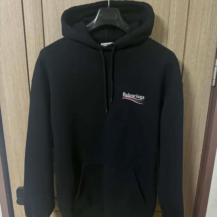 [BUNJANG] Balenciaga Wave Logo Oversized Hoodie Black / [ 105, 백화점판 ] 발렌시아가 웨이브로고 오버핏 후드 블랙