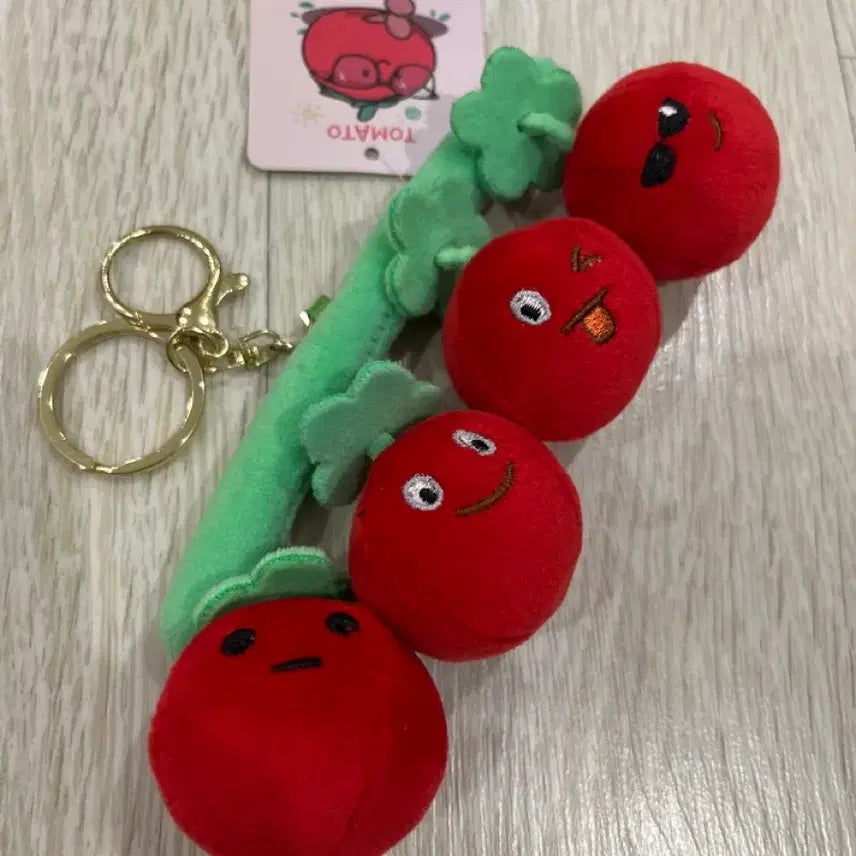 [BUNJANG] Tomato Keychain Doll / 방울토마토 키링 인형