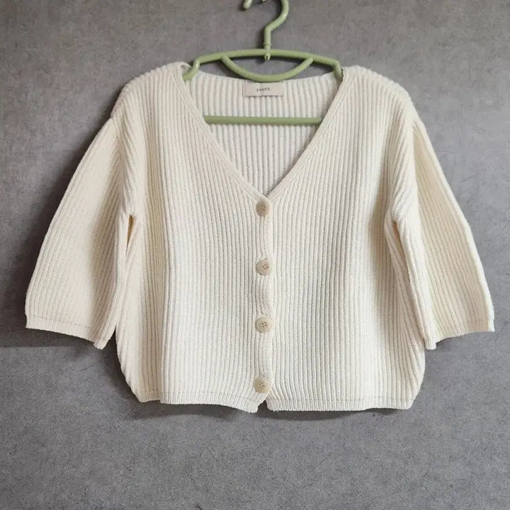 [BUNJANG] Ivory Knit Cardigan S / 아이보리 니트 가디건 S