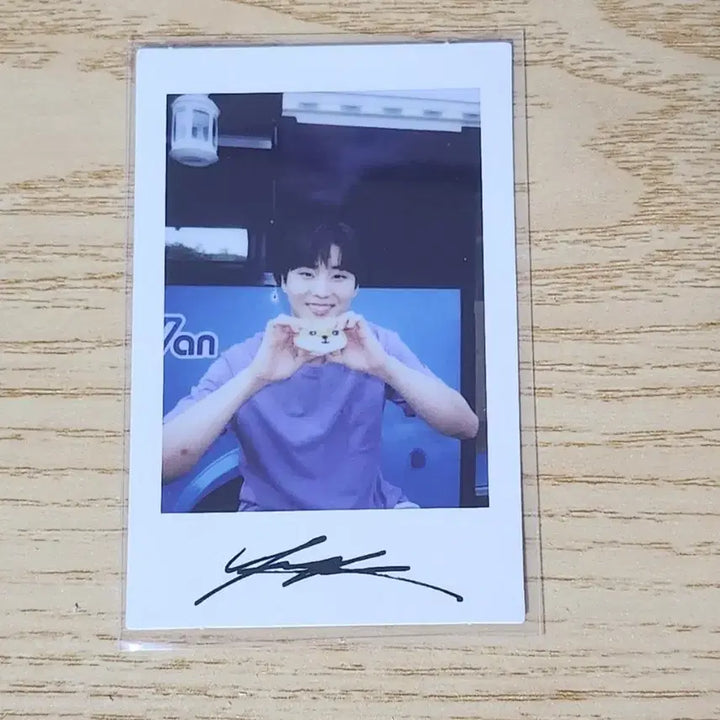 [SOLD OUT] 데이식스 영케이 19시그 폴라로이드