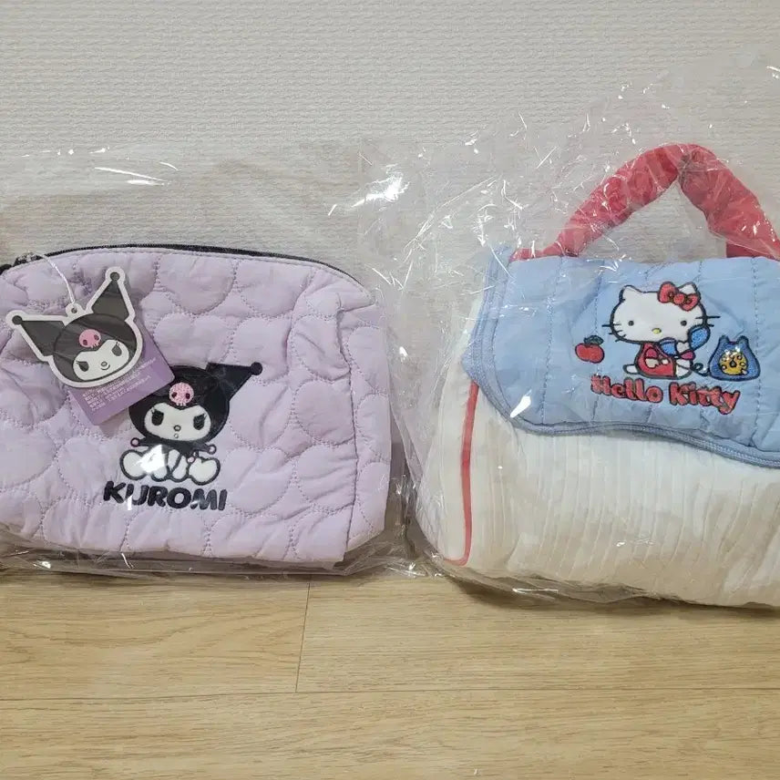 [BUNJANG] Sanrio Kuromi & Hello Kitty Pouch Bag / 산리오 헬로키티 쿠로미 파우치 가방 판매합니다