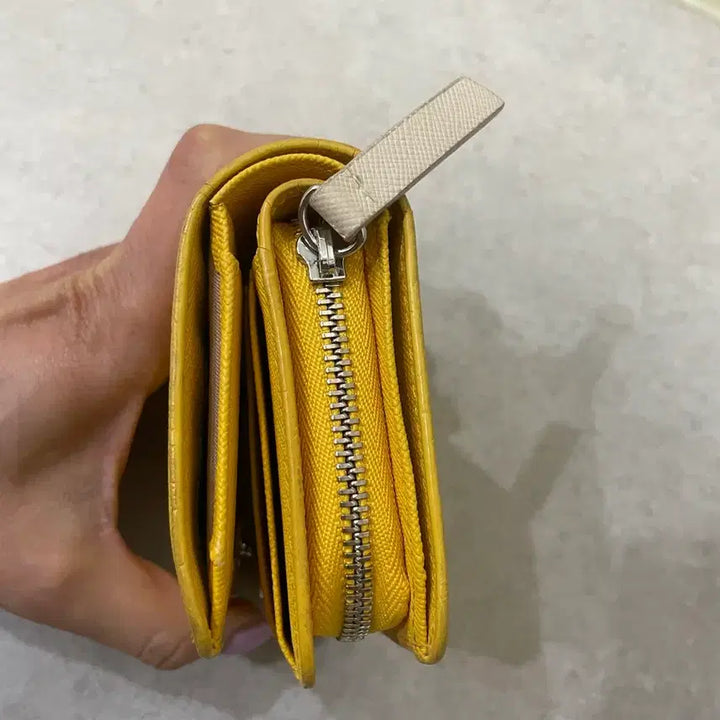 [BUNJANG] Jill Stuart Yellow Bifold Wallet / 질스튜어트 옐로우 반지갑