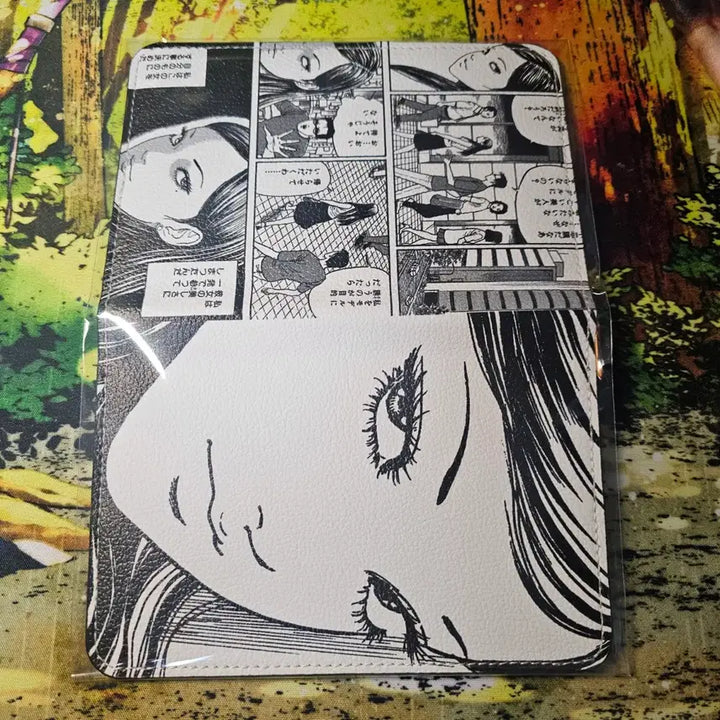 [BUNJANG] NICE GHOST CLUB Tomie Passport Case / 나이스고스트클럽 토미에 여권 케이스