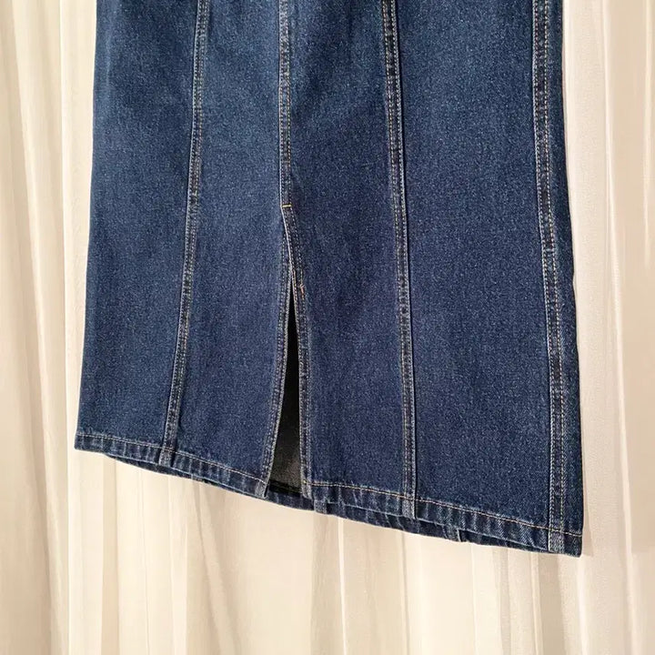 [BUNJANG] Vintage Denim Long Skirt / 빈티지 진청 청 앞트임 트임 데님 버튼 디자인 롱 치마 스커트