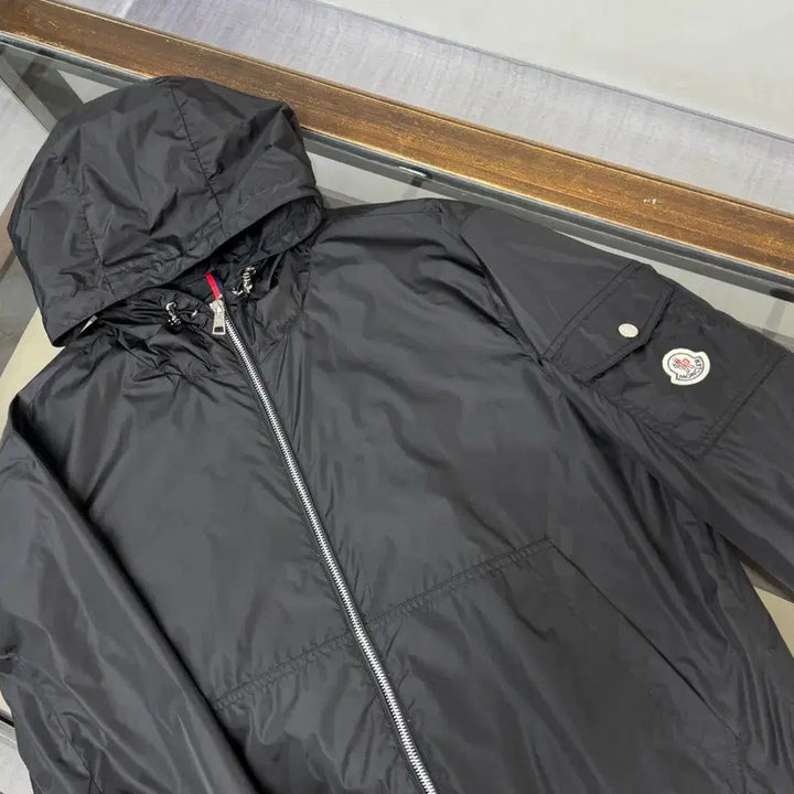 [BUNJANG] Moncler Nylon Windbreaker Jacket XL / 몽클레어 후드 집업 나일론 바람막이 자켓 스몰로고 XL