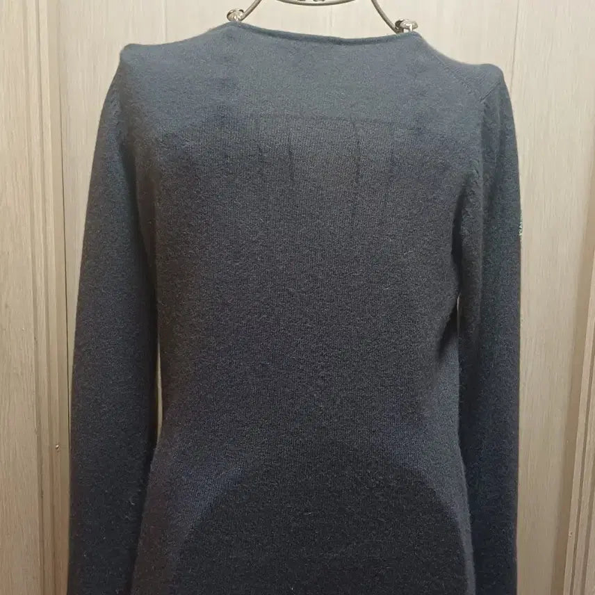 [BUNJANG] MaxMara Weekend Floral Embroidered V-Neck Knit Sweater / 막스마라 위켄드 꽃자수 브이넥 니트 (S사이즈/차콜)