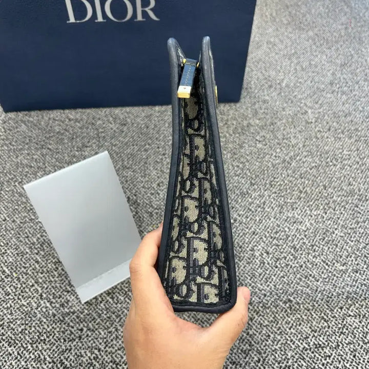 [BUNJANG] Dior Oblique Montaigne 30 Clutch Bag / {정품} 디올 오블리크 몽테인 30 클러치백