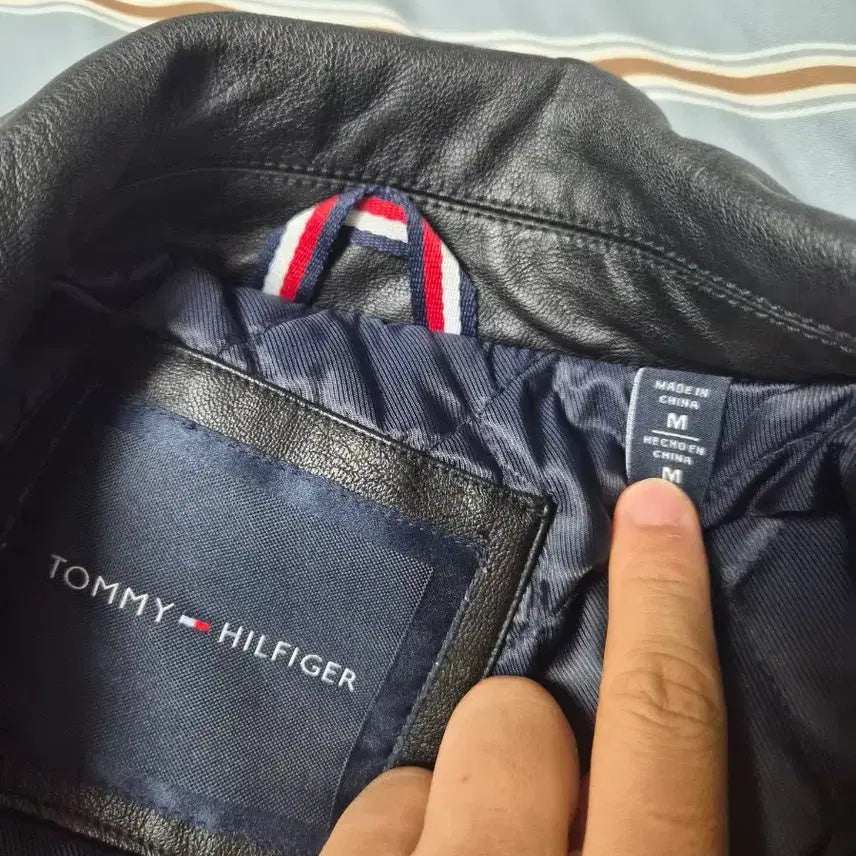 [BUNJANG] Tommy Hilfiger Quilted Leather Jacket (Size 100) / 타미힐피거 누빔 가죽자켓 100사이즈