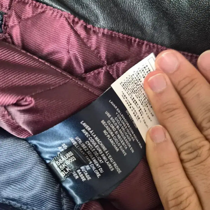 [BUNJANG] Tommy Hilfiger Quilted Leather Jacket (Size 100) / 타미힐피거 누빔 가죽자켓 100사이즈