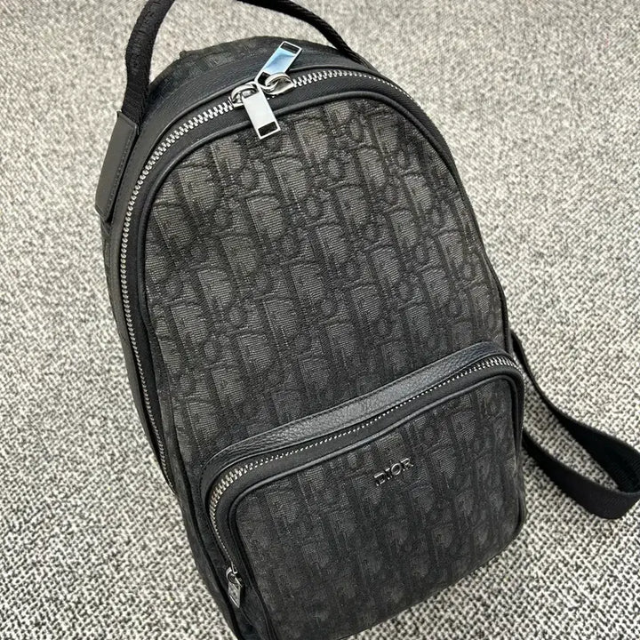 [BUNJANG] Dior Oblique Slingbag Black / {정품} 디올 오블리크 슬링백 블랙