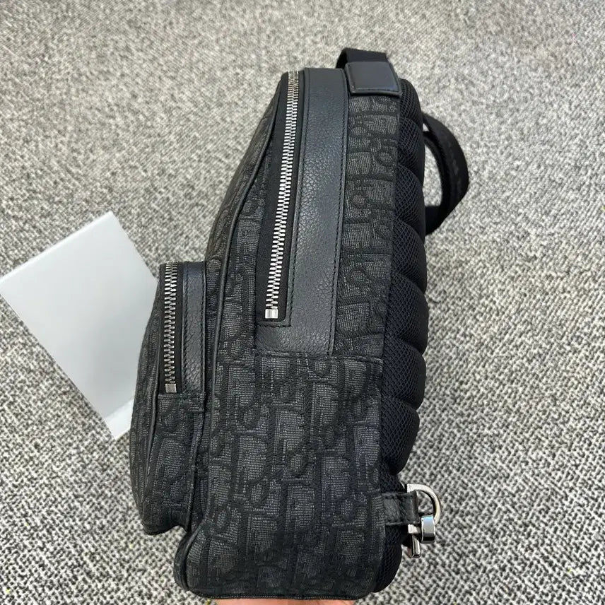 [BUNJANG] Dior Oblique Slingbag Black / {정품} 디올 오블리크 슬링백 블랙