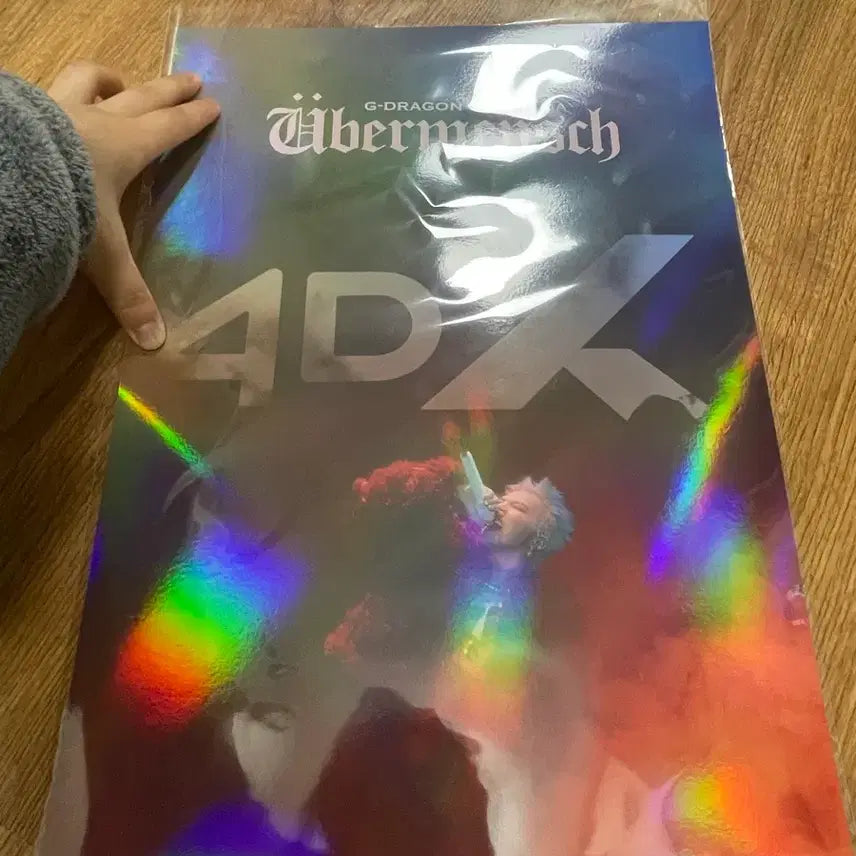 [BUNJANG] G-Dragon Light Stick + Movie Poster / 지디 응원봉+영화포스터+파우치