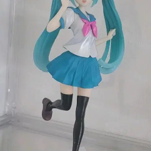 [BUNJANG] Vocaloid Hatsune Miku KEI School Uniform Figure / 보컬로이드 하츠네 미쿠 16주년 피규어 KEI 교복 미소녀