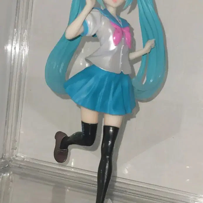 [BUNJANG] Vocaloid Hatsune Miku KEI School Uniform Figure / 보컬로이드 하츠네 미쿠 16주년 피규어 KEI 교복 미소녀