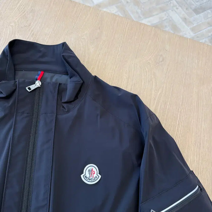 [BUNJANG] Moncler Nylon Windbreaker Jacket Men's XL / 몽클레어 집업 나일론 바람막이 자켓 스몰로고 남성 XL