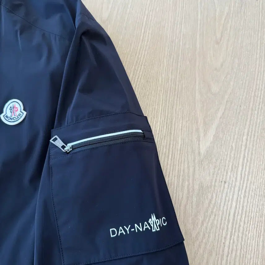 [BUNJANG] Moncler Nylon Windbreaker Jacket Men's XL / 몽클레어 집업 나일론 바람막이 자켓 스몰로고 남성 XL