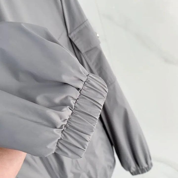 [BUNJANG] Moncler Lightweight Nylon Windbreaker Jacket with Small Logo / 몽클레어 후드 집업 경량 나일론 바람막이 자켓 스몰로고 L
