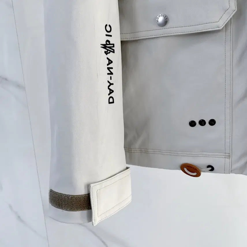 [BUNJANG] Moncler Hooded Jacket (Men's Size) / [XL]몽클레어 후드 자켓 남성사이즈