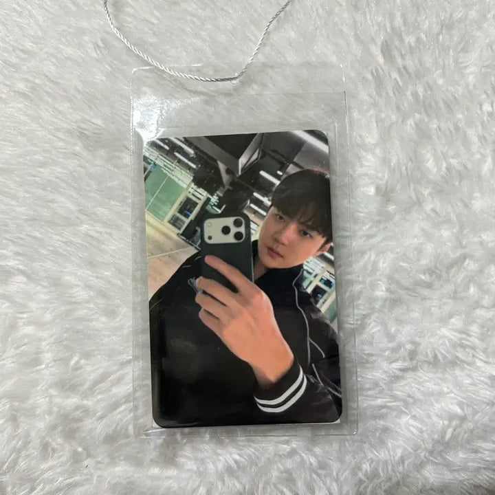 [BUNJANG] EXO Sehun Varsity Jacket Photocard / 엑소 팬미팅 세훈 포카 바시티자켓