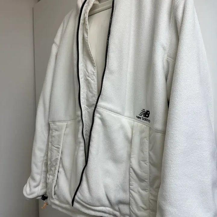 [SOLD OUT] 뉴발란스 리버시블 후리스 자켓 점퍼 아이보리 L