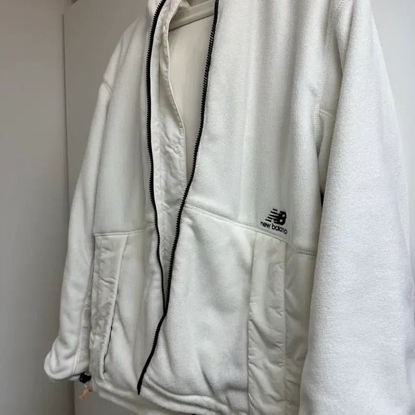 [SOLD OUT] 뉴발란스 리버시블 후리스 자켓 점퍼 아이보리 L