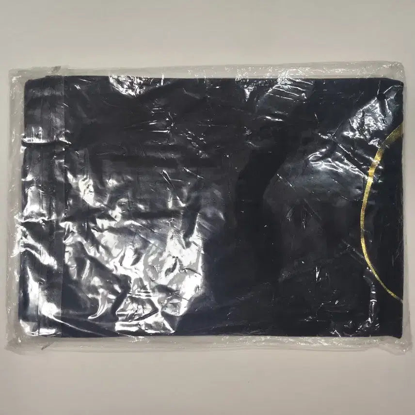 [BUNJANG] XIA 2012 Musical Concert DVD + T-shirt Sealed / [미개봉/일괄] XIA 준수 2012 발뮤콘 DVD(화보집)+공식티셔츠