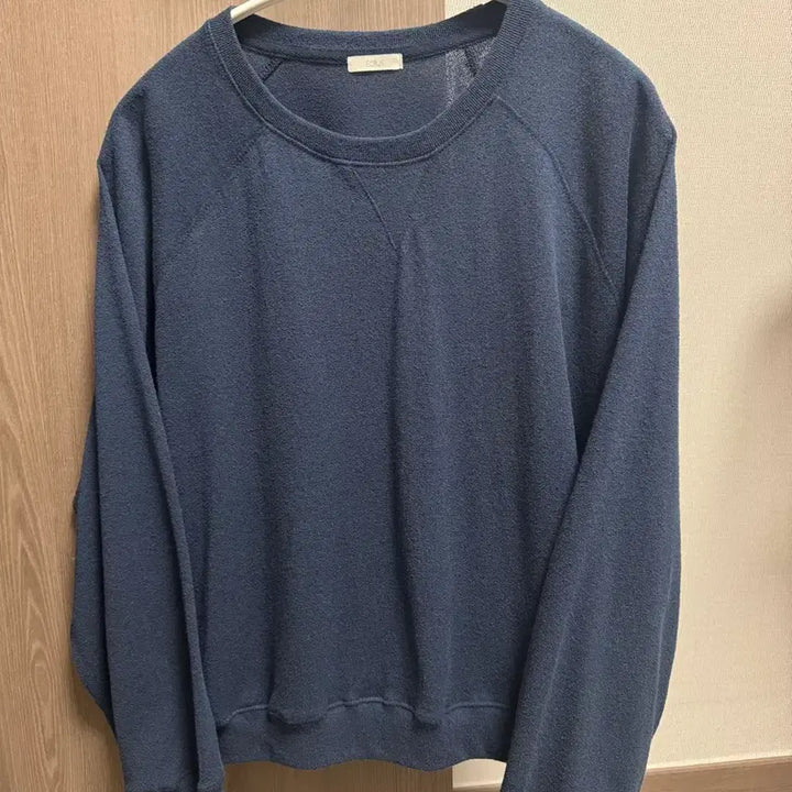 [SOLD OUT] 에크리스 부클맨투맨 블루